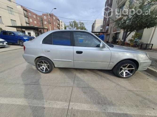 Hundai accent prime full equipo