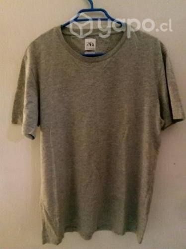 Polera Zara gris talla M