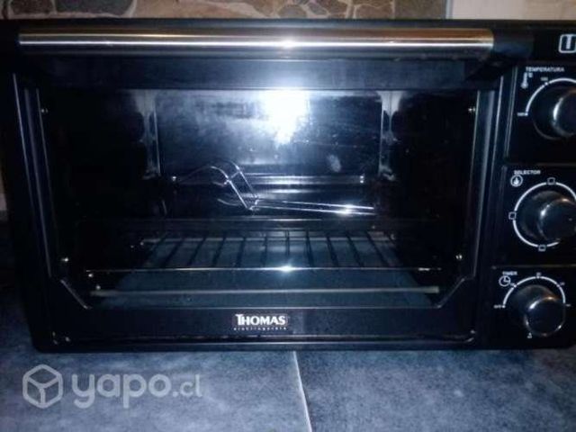 Horno eléctrico casi nuevo Thomas 42 lt.