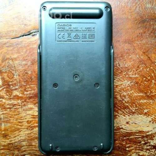 Calculadora Casio fx-82MS