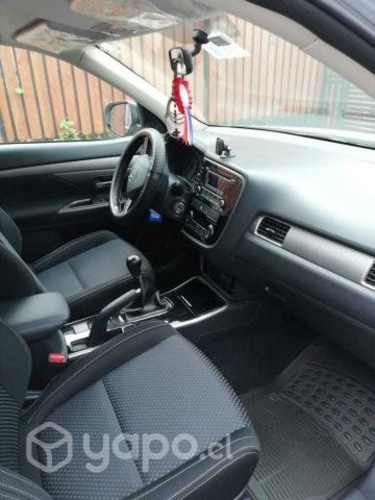 Mitsubishi outlander 2018