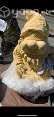 Enano de yeso / gnomo de jardín