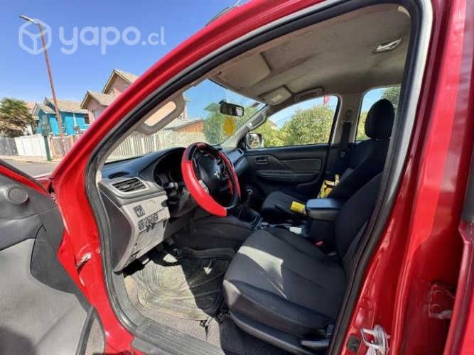 Vendo camioneta Mitsubishi L200 4*4 Katana
