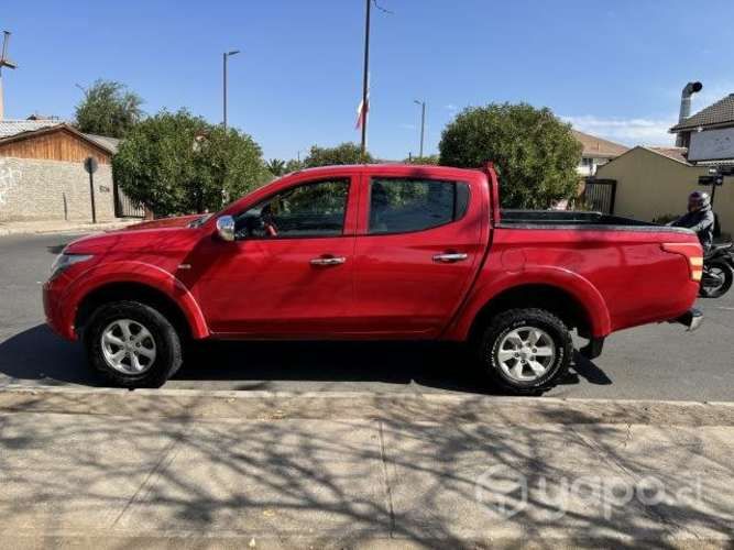 Vendo camioneta Mitsubishi L200 4*4 Katana