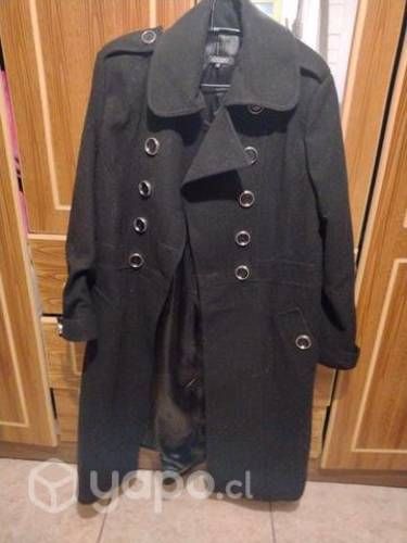 Abrigo de buena marca