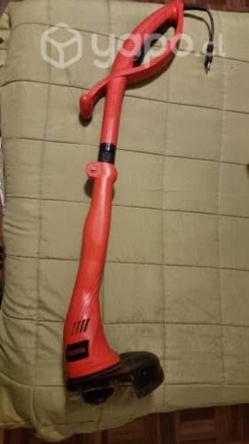 Orilladora (corta pasto) black and decker