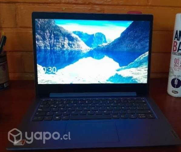Notebook Lenovo en excelente estado