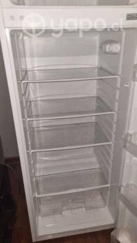 Refrigerador marca Whirlpool