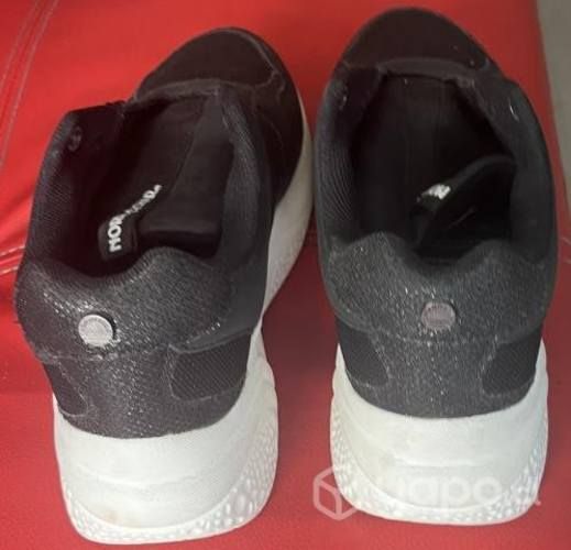 Vendo zapatillas north star nuevas talla 35