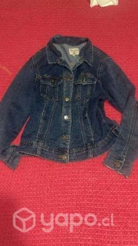 Lote de ropa juvenil