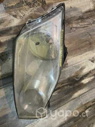 Óptico derecho Ford ecosport año 2012