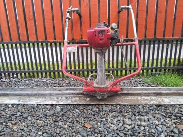 Regla vibratoria de hormigon