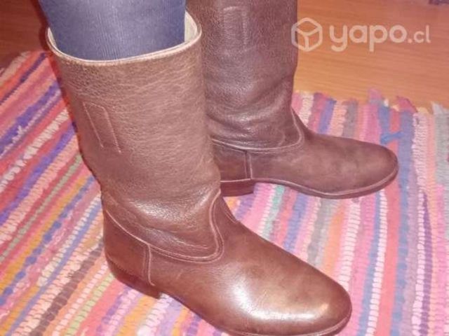 BOTAS DE CUERO ARGENTINO Talla 42