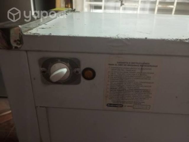 Maquina exhibidor refrigerada