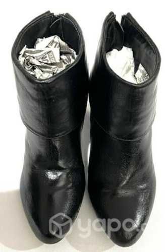 Botín 100% Sintético Marca Tatienne N*37 Negro