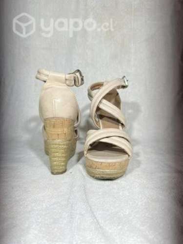 Sandalia con taco 38 Eur