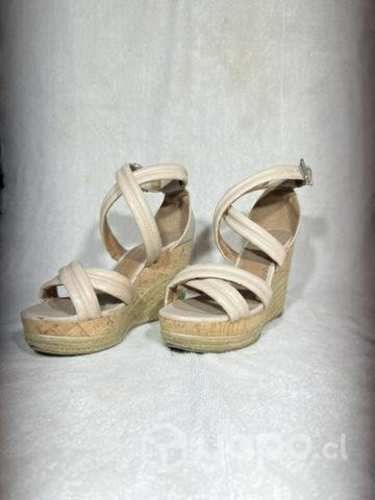 Sandalia con taco 38 Eur
