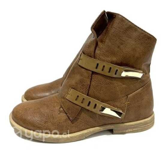 Botín 100% Sintético Marca Opposite N*38 Café