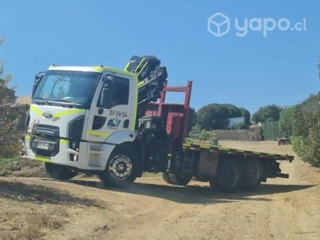 Arriendo de camión pluma