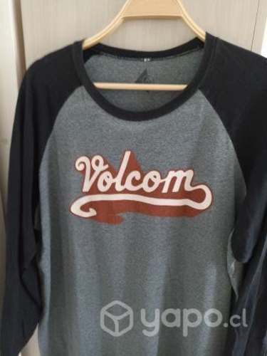 Polera Volcom manga larga