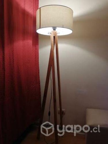 Lámpara trípode