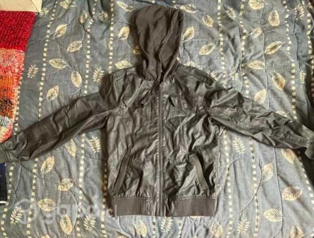 Ropa de niños y adultos