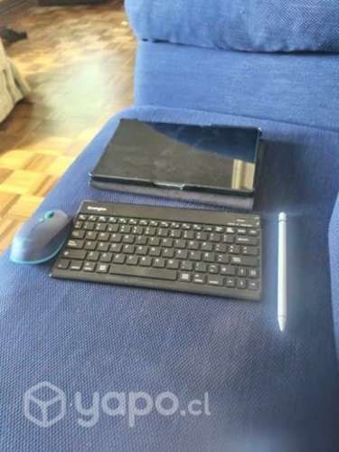 Tablet Lenovo M10 FHD CON ACCESORIOS