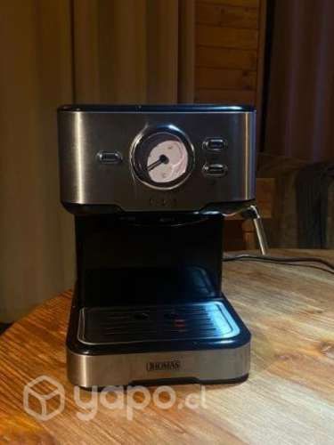 Cafetera Thomas.