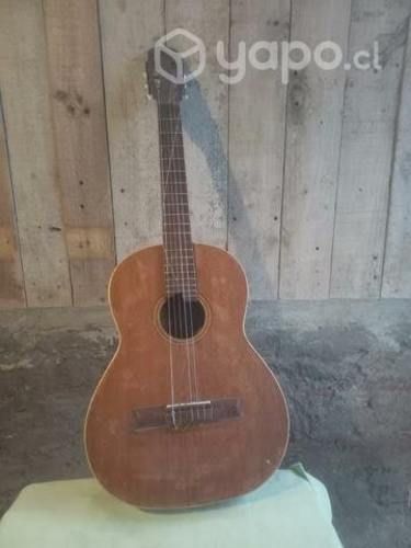 Guitarra (usada)