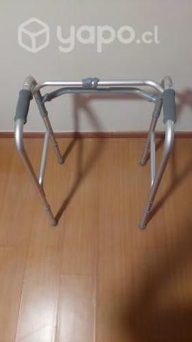 Andador plegable tercera edad