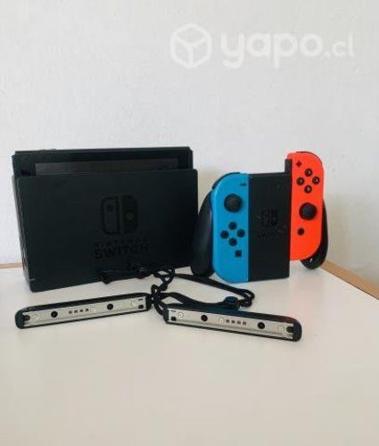 Pack Nintendo switch+2 controles+256 GB+extras