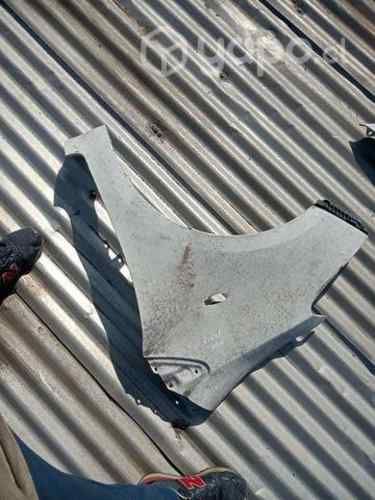 Toyota bew yaris 2010 tapabarro izquierdo mensula