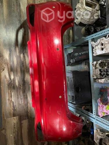 Parachoque trasero Toyota yaris