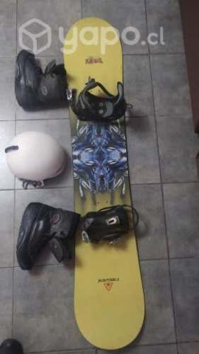 Tabla de Snowboard completa con botas + Casco .