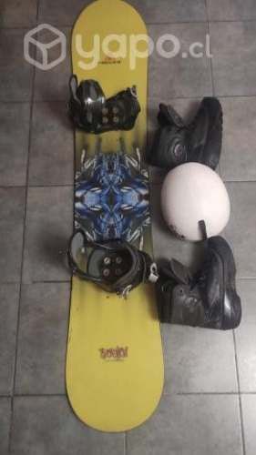 Tabla de Snowboard completa con botas + Casco .