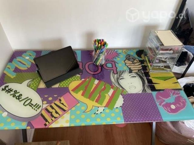 Escritorio cubierta de vidrio pop art