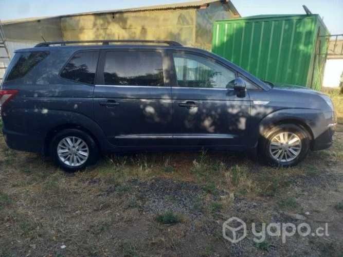 Ssangyong stavic 2017