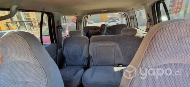 Ford Expedition 98 motor V8 tritón, Americano