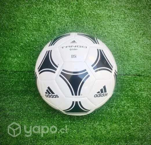 Pelota de Fútbol Tango. N° 5. Nueva