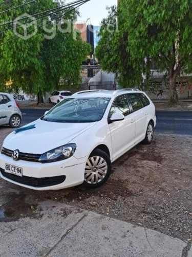 Volkswagen golf station 2013
