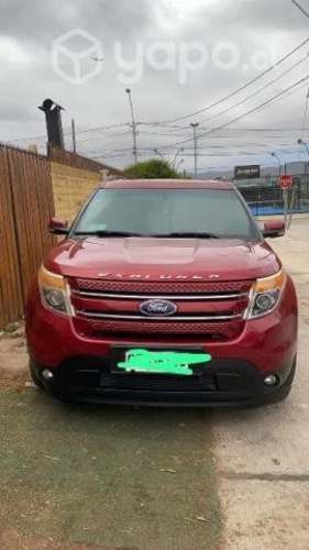 Vendo camioneta Ford explorer año 2014