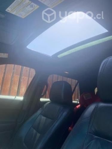 Vendo camioneta Ford explorer año 2014