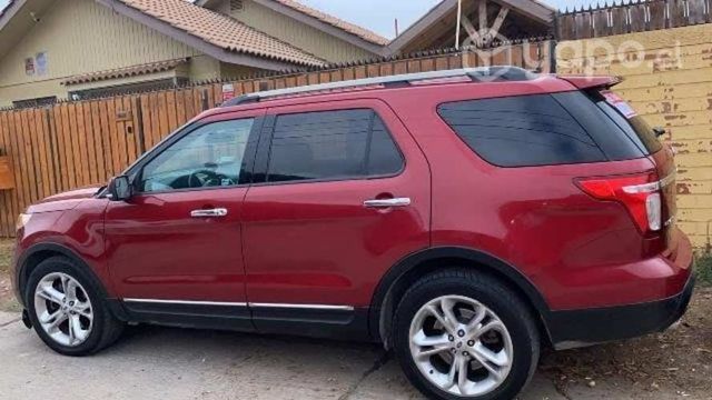 Vendo camioneta Ford explorer año 2014