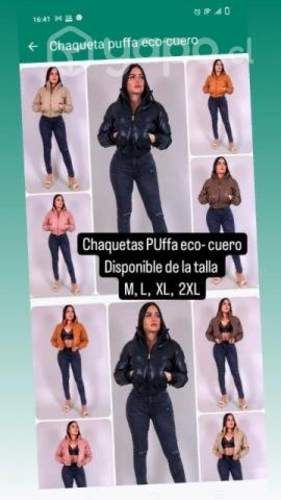Jeans cargo push y chaquetas ecocuero