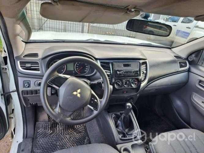 MITSUBISHI L200 - 2016 (4x2)
