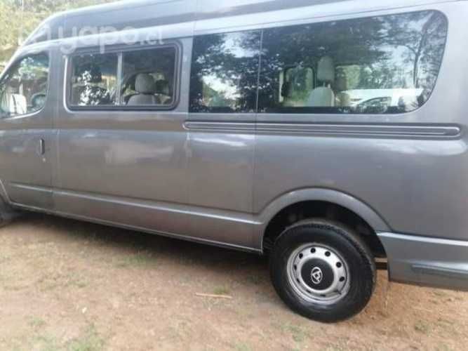 Maxus v80 de pasajeros