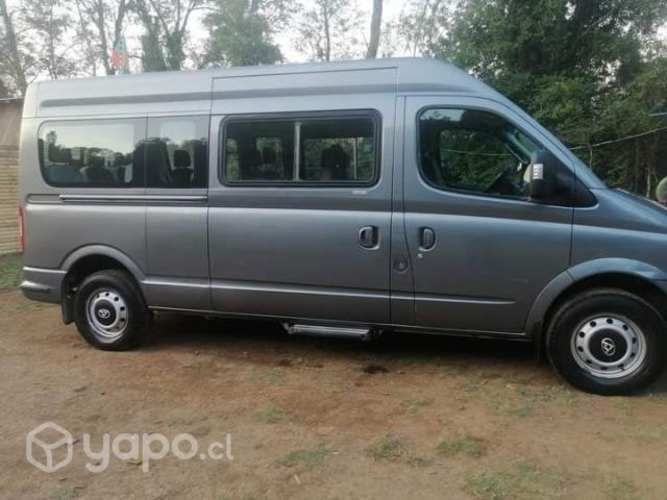 Maxus v80 de pasajeros