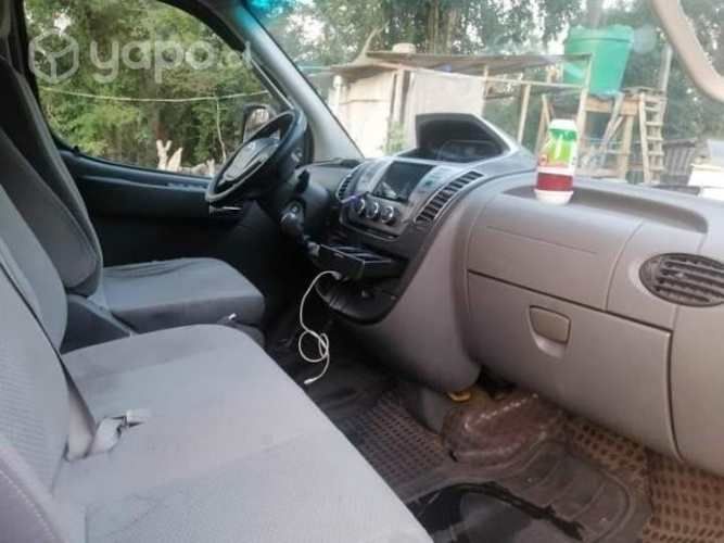 Maxus v80 de pasajeros