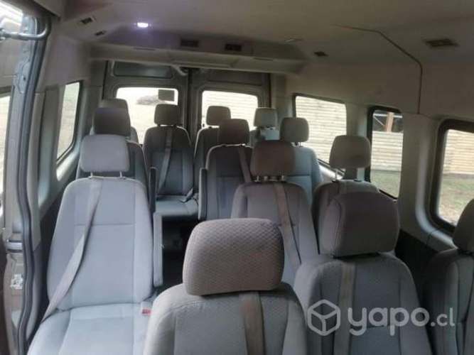 Maxus v80 de pasajeros