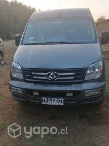 Maxus v80 de pasajeros